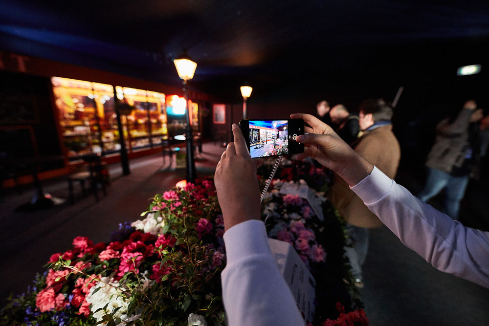 20180_P20-Paris_05_LowLight_Print_27_170845_K_16956.jpg
