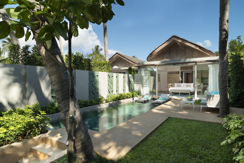 Avani_Samui_Resort_Beachfront_Pool_Villa_OutsideView-1024x683.jpg