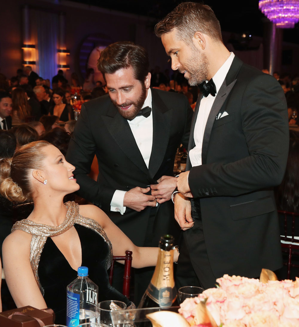 JAKE-GYLLENHAAL-BLAKE-LIVELY-RYAN-REYNOLDS-IN-BALLROOM.jpg